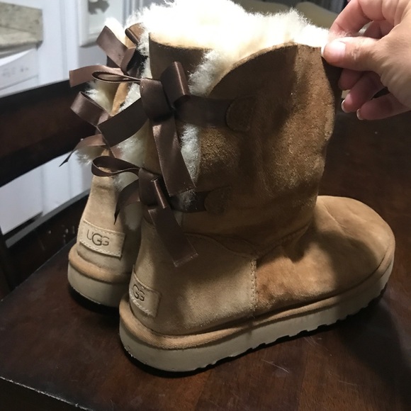 Ugg Boots - Picture 2 of 6